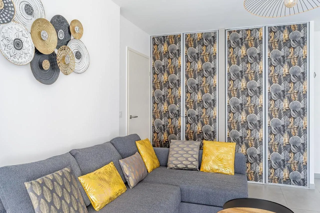 Panier, Major, Appartement De 47 M2, Parking Et Terrasse Marseille 0*,